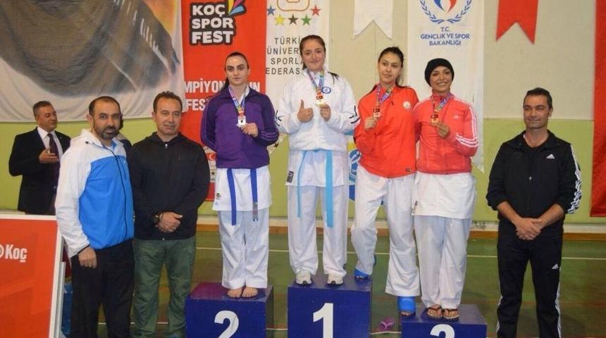 Bartın &Uuml;niversitesi Karate&rsquo;de T&uuml;rkiye İkincisi Oldu