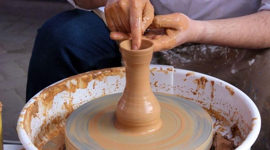 &Ouml;ğrencilere Hem Kariyer Hem K&uuml;lt&uuml;r Şenliği