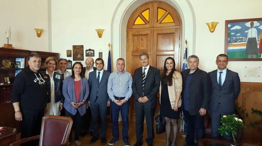 Dost &Uuml;lkeler Engelsiz Kula&ccedil;lar İ&ccedil;in Buluştu