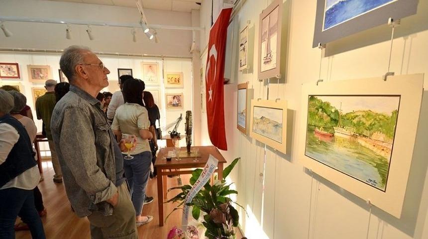 Fo&ccedil;a&rsquo;da Resim Ve Heykel Sergisi