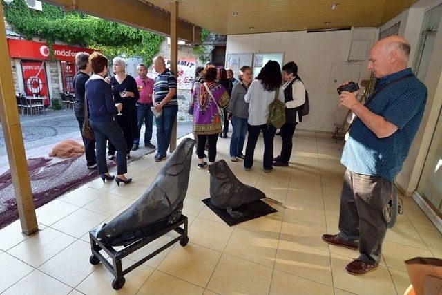 Foça’da Resim Ve Heykel Sergisi