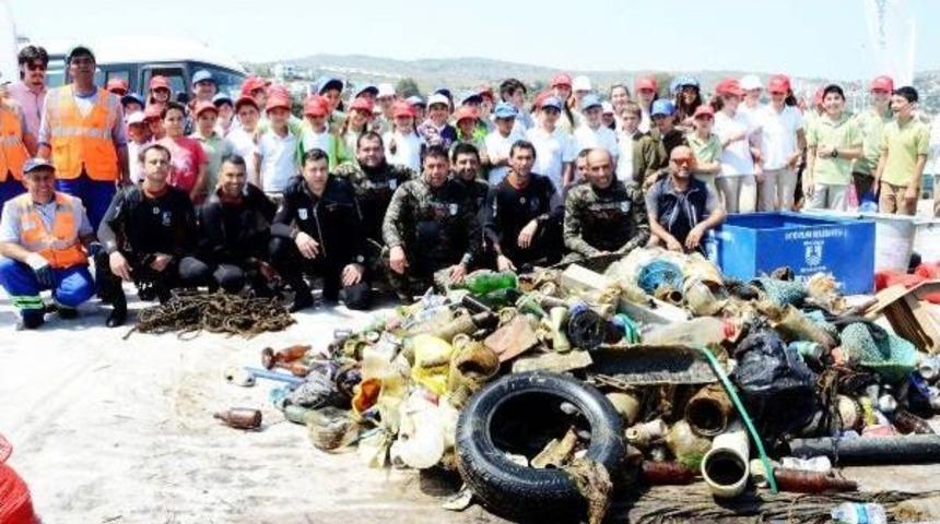 'sosyete Plajı'nda Denizden &Ccedil;ıkanlar Şaşırttı