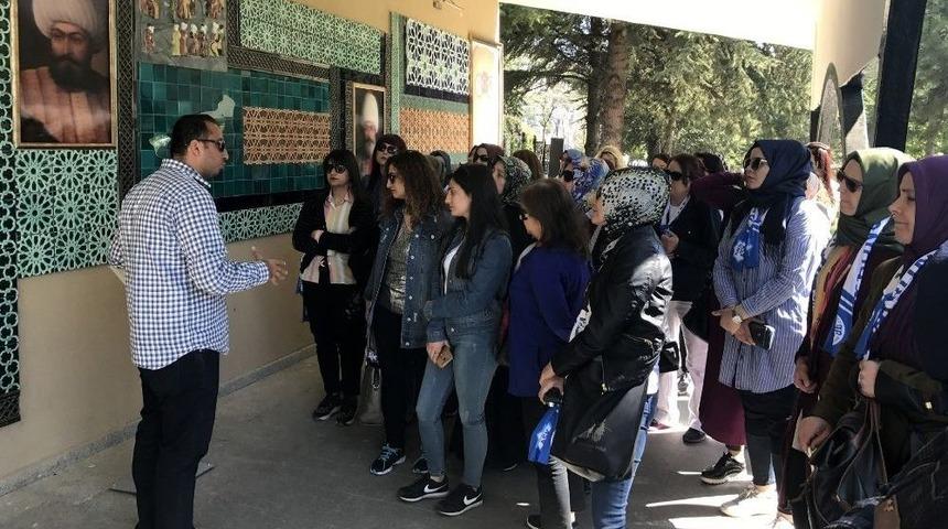 Sel&ccedil;uklu Torunları Osmanlı&rsquo;nın İzinde