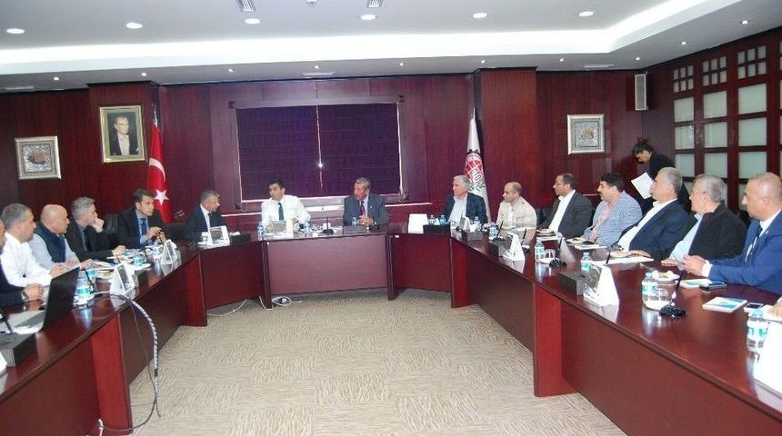 Gto&rsquo;da Enerji Ve Elektrik Sorunları Masaya Yatırıldı