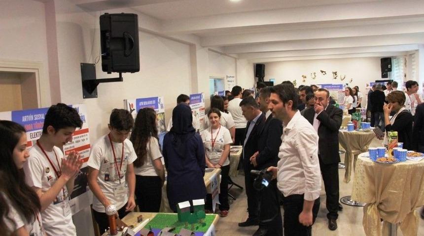 Artvin&rsquo;de Lise &Ouml;ğrencilerinin Bilim Fuarı A&ccedil;ıldı