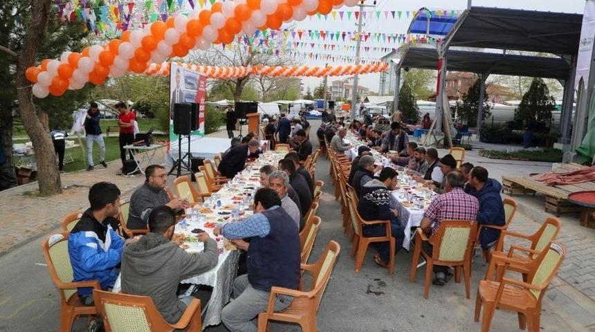 İlhanlı Mahallesi Kapalı Pazaryeri A&ccedil;ıldı