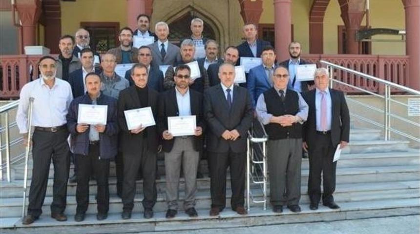 Kur&rsquo;an-ı Kerim Hizmet İ&ccedil;i Eğitim Kursu Tamamlandı