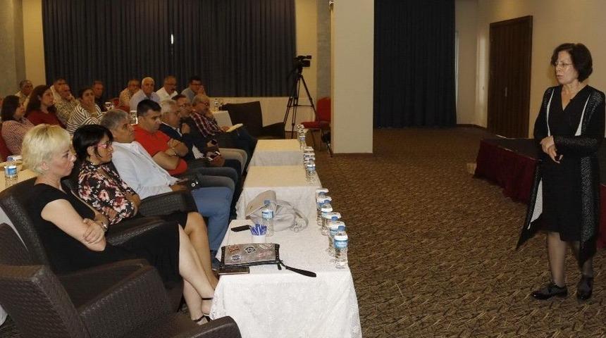 Akdeniz Belediye Personeline Hizmet İçi Eğitim