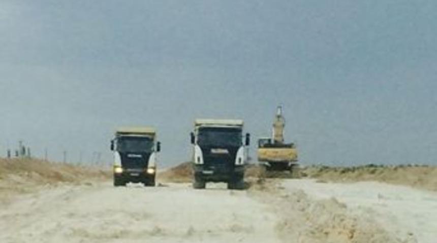 Eskil-eşmakaya Arası Yol Yapım &Ccedil;alışmaları Devam Ediyor