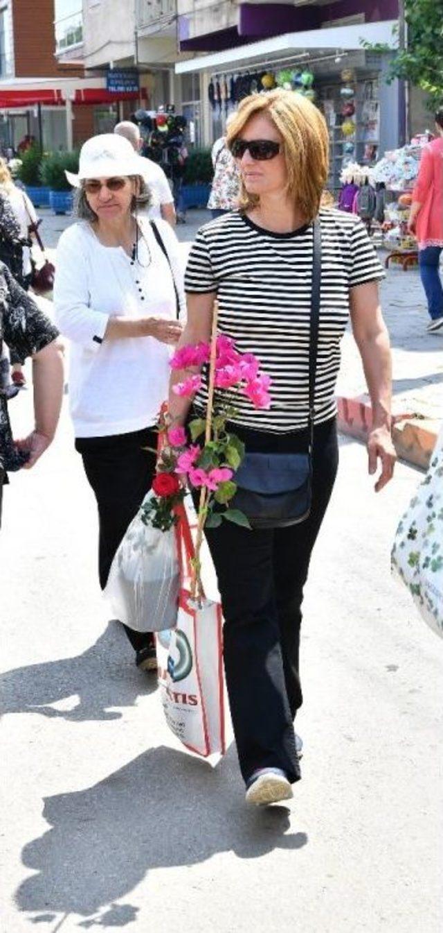 &Ccedil;i&ccedil;eğin Başkentinde "&ccedil;i&ccedil;ek Festivali" 3