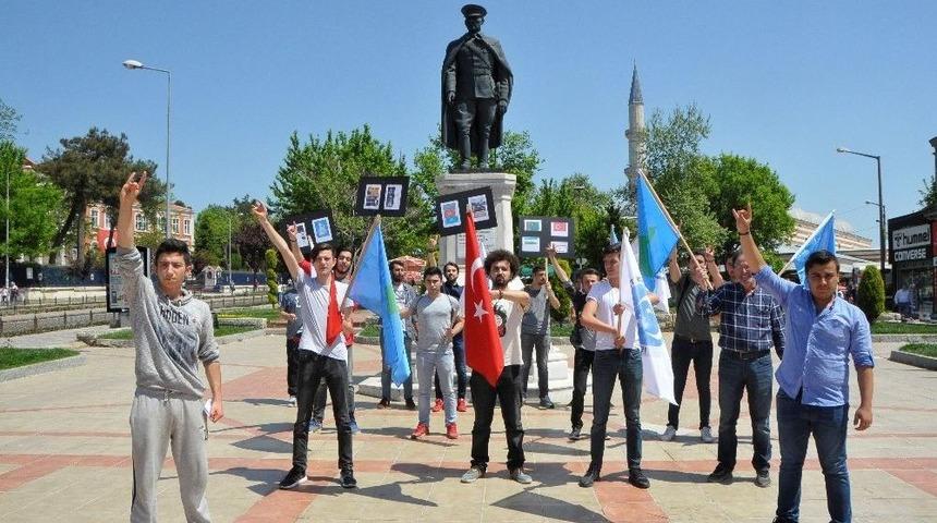 3 Mayıs T&uuml;rk&ccedil;&uuml;l&uuml;k G&uuml;n&uuml;&rsquo;nde Basın A&ccedil;ıklaması Yaptılar