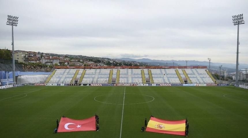 Milliler Avrupa Şampiyonası&rsquo;na Mağlubiyetle Başladı