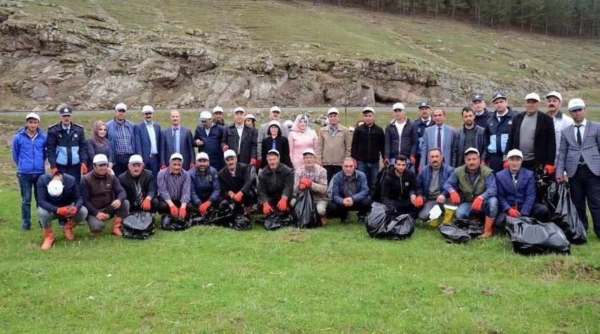 Sarıkamış&rsquo;ta &ldquo;şehitler Diyarını Temiz Tutalım&rdquo; Temizlik Kampanyası