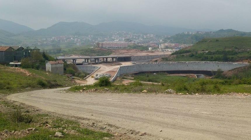 &Ouml;merli Mahallesi Sakinleri Tozdan Şik&acirc;yet&ccedil;i
