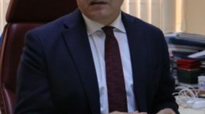 Merve Hemşire Uzun S&uuml;re Aynı Dudakla Kalabilir