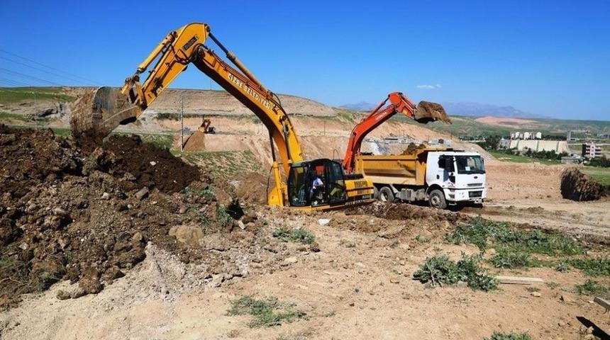 Cizre Belediyesi &lsquo;hayvan Pazarı Projesi&rsquo; &Ccedil;alışmalarına Başladı