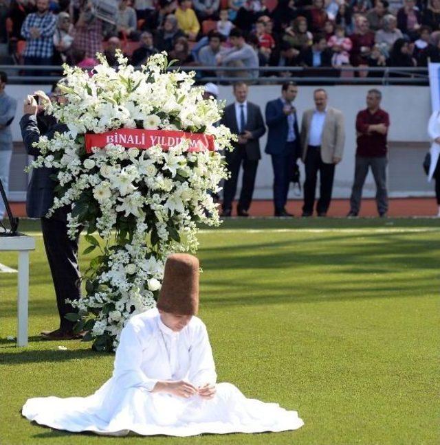 Numan Kurtulmuş: Hazreti Muhammed Hayatın Her Alanını Doldurmuş Bir &Ouml;nderdir 3