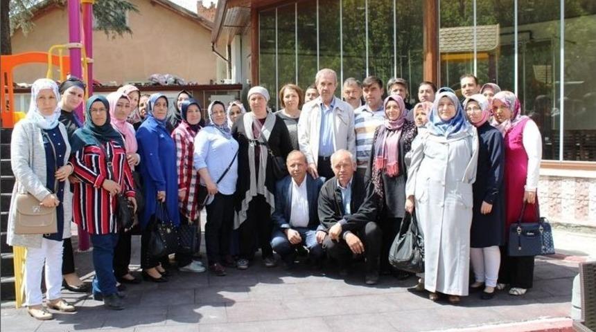 Hizmet İş Sendikası &Uuml;yesi Kyk &Ccedil;alışanları Bir Araya Geldi