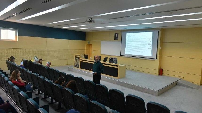 Sa&uuml;&rsquo;de &lsquo;bilin&ccedil;li Medya Kullanımı&rsquo; Eğitimi Ger&ccedil;ekleştirildi