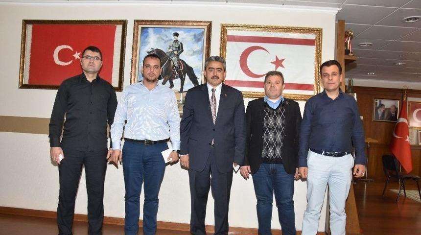 &Uuml;lk&uuml;c&uuml; İş&ccedil;iler Derneği Başkan Alıcık&rsquo;ı Ziyaret Etti