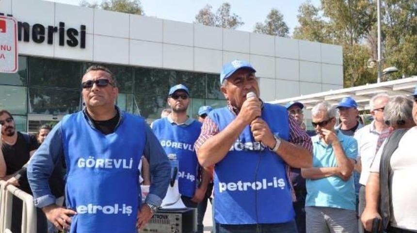 Aliağa T&uuml;praş Iş&ccedil;ilerinden Iş Bırakma Eylemi