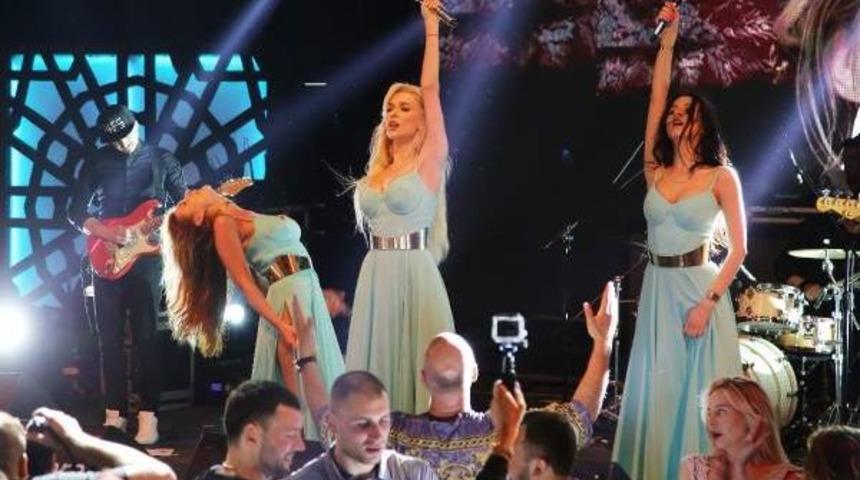 Rus Grubu Viagra Kemer'de Konser Verdi