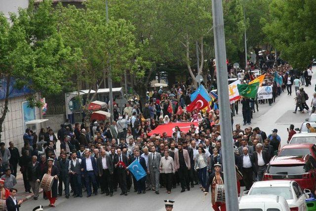 Afyonkarahisar’da 3 Mayıs Türkçülük Günü Yürüyüşü