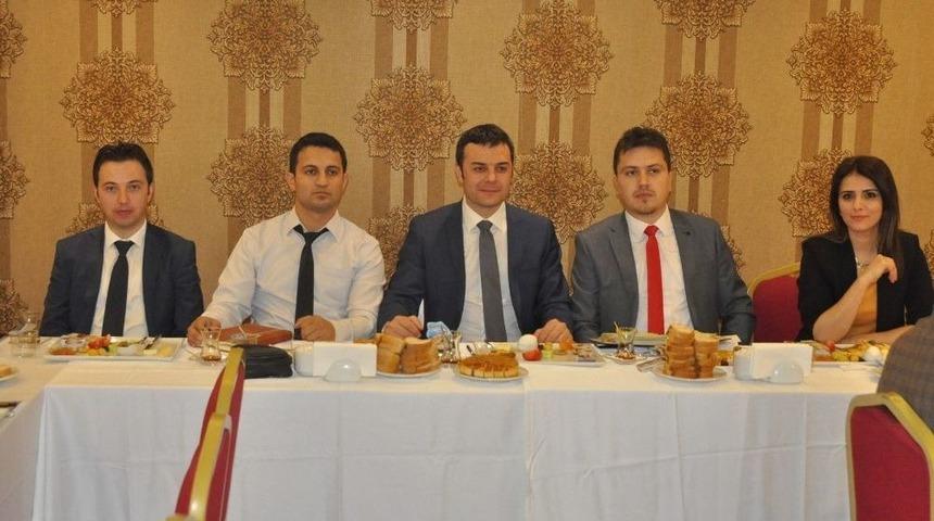 Muhtarlar Uedaş&rsquo;tan Memnun