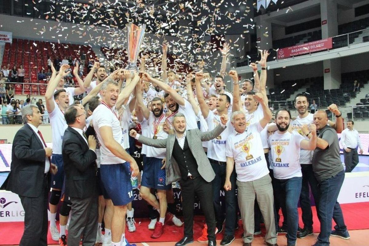 Şampiyon Halkbank