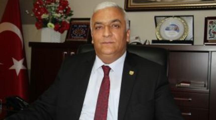 Van Ve Hakkari&rsquo;de Ka&ccedil;ak&ccedil;ılık Olaylarında Ele Ge&ccedil;irilen Y&uuml;zlerce Ara&ccedil; &Ccedil;&uuml;r&uuml;meye Terk Edildi