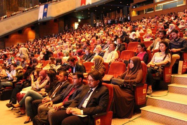 5&rsquo;inci Uluslararası İstanbulensis Şiir Festivali&rsquo;nde Bosnalı Şairden Recep Tayyip Erdoğan Şiiri 1