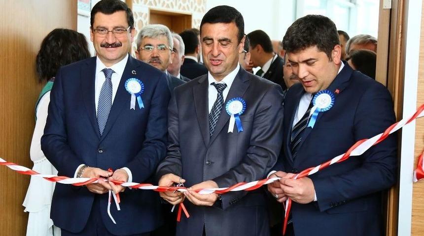 Ke&ccedil;i&ouml;ren&rsquo;de &rsquo;mesleki Ve Teknik Eğitim Fuarı&rsquo; A&ccedil;ıldı