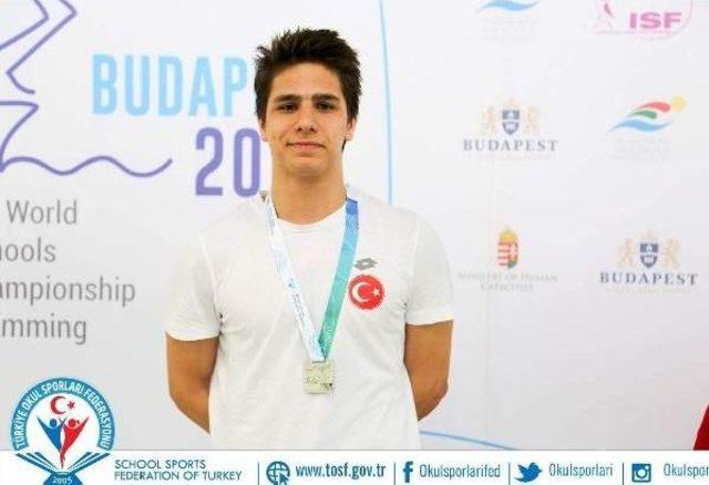 Genç Yüzücü Demirkan Demir Rekorlara Doymuyor 1