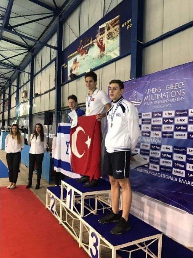 Gen&ccedil; Y&uuml;z&uuml;c&uuml; Demirkan Demir Rekorlara Doymuyor 3