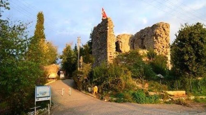 Tarihi Cenaviz Kalesi Restore Edilecek