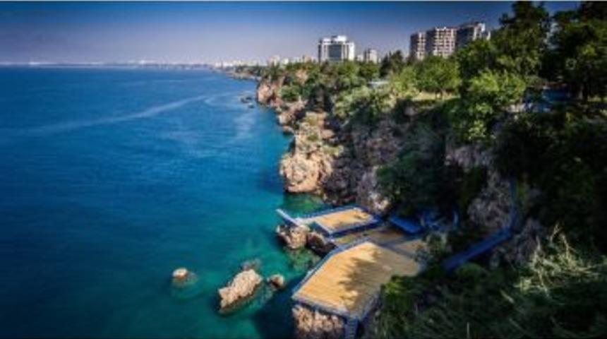 Muratpaşa Halk Plajlarını Yeniledi