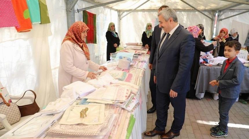 Bereket &Ccedil;arşısı&rsquo;nı Başkan Baran A&ccedil;tı