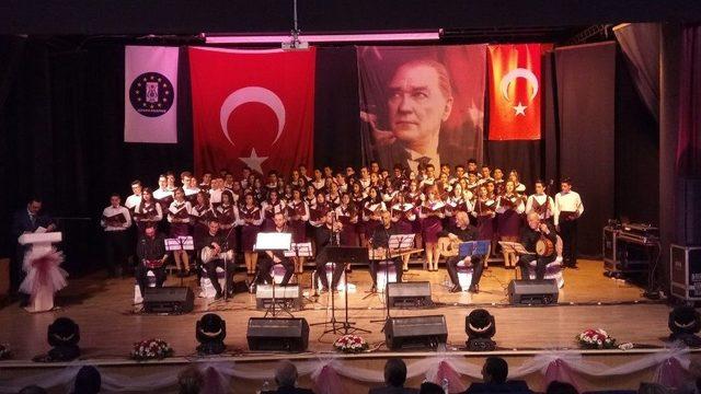 T&uuml;rk Sanat M&uuml;ziği Gecesi Katılımcılardan Tam Not Aldı 1