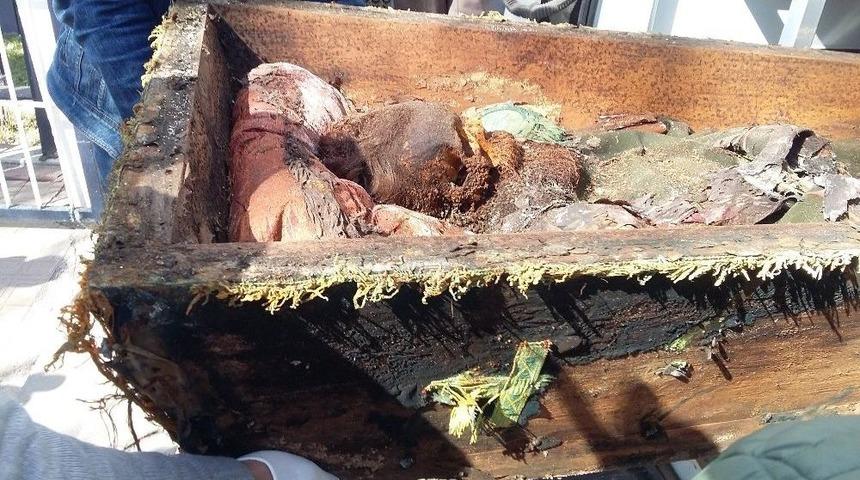 Rus Komutanın Cesedinin Bulunduğu Alanda Başka Mezarlar Da Var