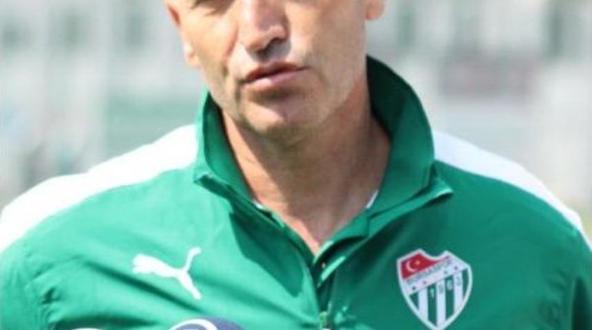 Bursaspor Teknik Direkt&ouml;r&uuml; Adnan &Ouml;rnek: Savaşan Takım G&ouml;rmek Istiyorum