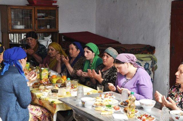 (&ouml;zel Haber) Ahıska T&uuml;rkleri Vatanlarına D&ouml;nmek İstiyor 2