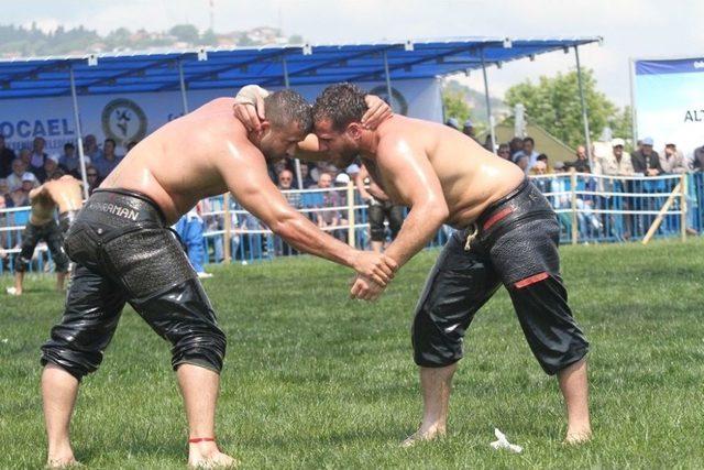 9. Seka Park Altın Kemer Yağlı G&uuml;reşleri Başlıyor 1