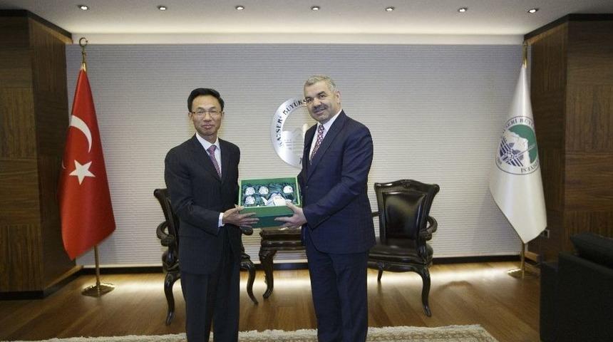 Başkan &Ccedil;elik, &Ccedil;in B&uuml;y&uuml;kel&ccedil;isi Ve &Ccedil;inli İş Adamı Heyeti İle G&ouml;r&uuml;şt&uuml;