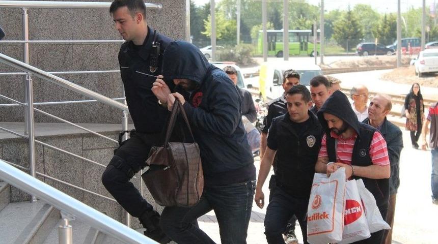 Kocaeli&rsquo;de Fet&ouml;/pdy Operasyonu: 8 Kişi Adliyede