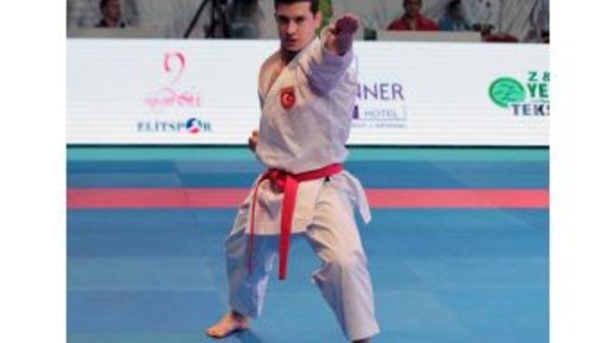 Ali Sofuoğlu’dan Tarihi Başarı