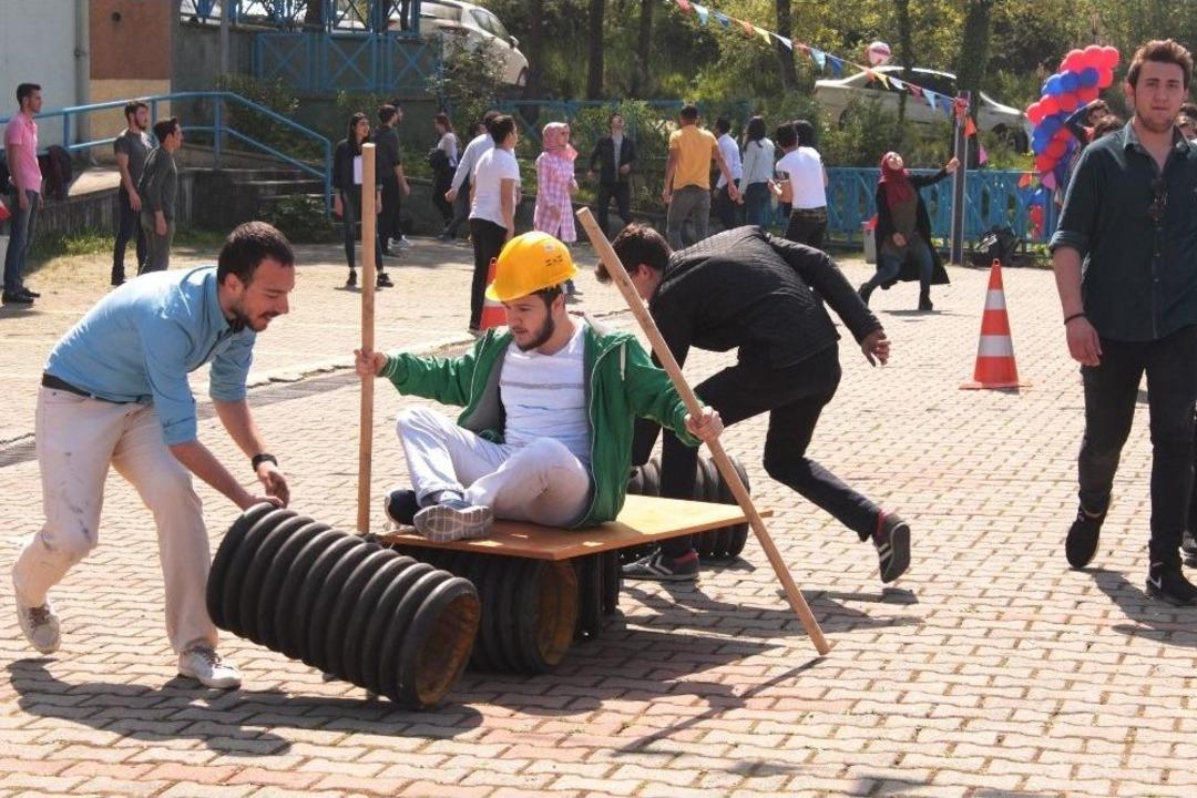 Kdz. Ereğli Myo &Ouml;ğrencileri Bahar Şenlikleri İle Eğleniyor