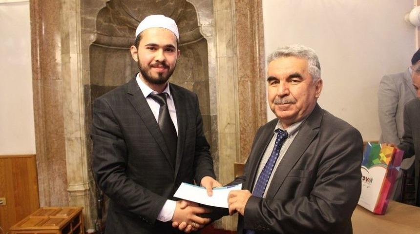 Hafızlık Yarışmasında Bozduman Birinci Oldu