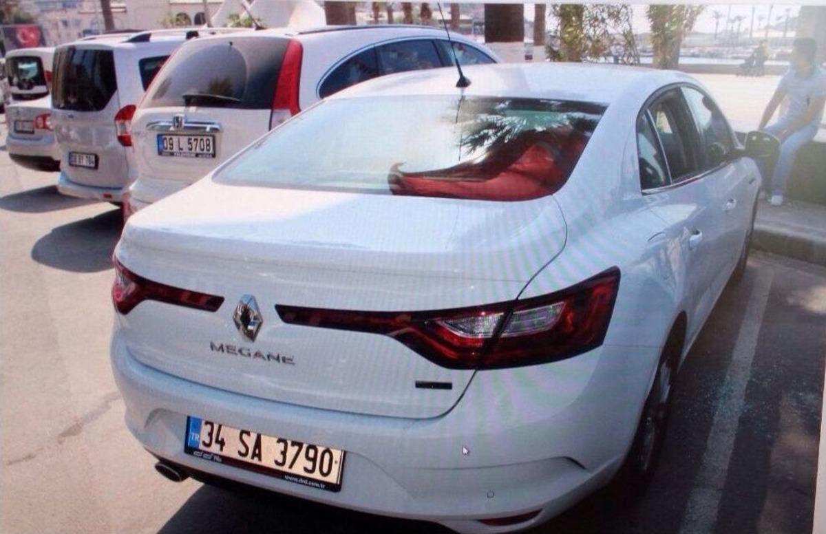 3 Kolombiyalı, &Uuml;nl&uuml; Kuyumcu Toptancısını Filmleri Aratmayacak Takiple Soydu