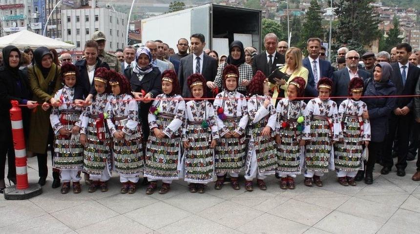 Tokat&rsquo;ta Şehit &Ccedil;ocukları Yararına Kermes D&uuml;zenlendi