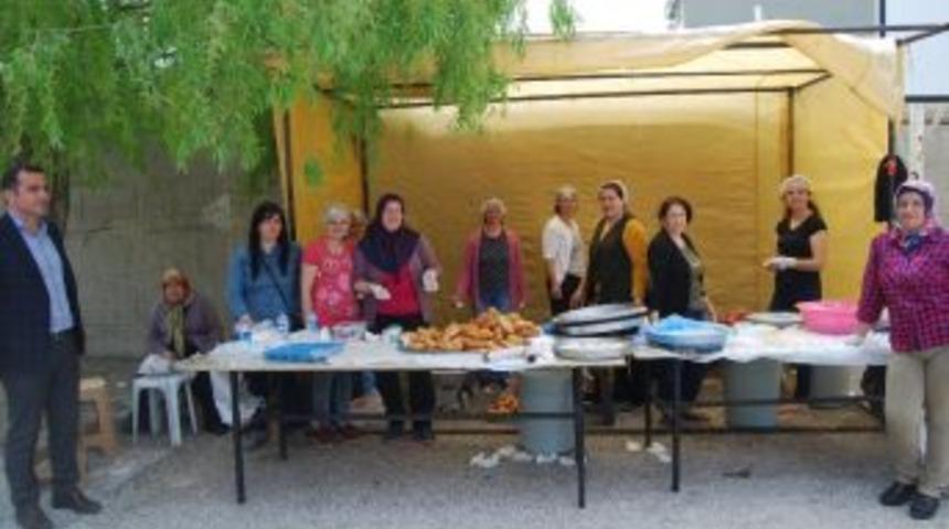 Okul Yararına Mekik Kermesi D&uuml;zenlendi